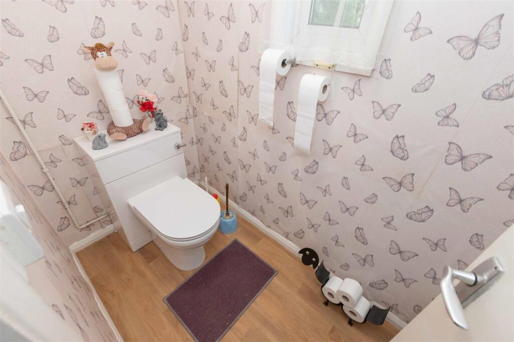 Additional property image - Cumbrian Close, Worthing, BN13 2JF
