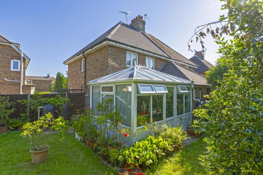 Additional property image - Cumbrian Close, Worthing, BN13 2JF