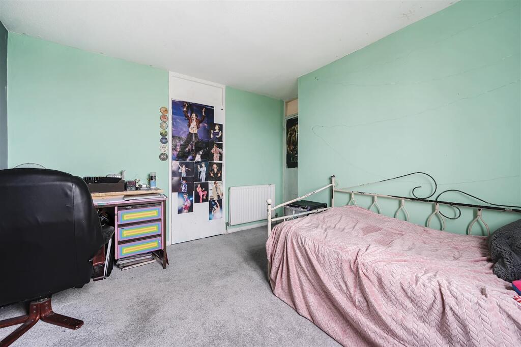Additional property image - Ashacre Lane, Worthing, BN13 2DH