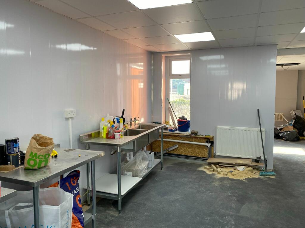 Additional property image - 47 Market Street, Bridgend