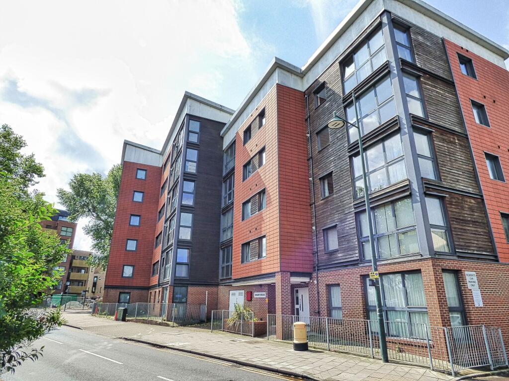 Main image of property: Flat 26, Wharf House, 1 West Street, Erith, Kent