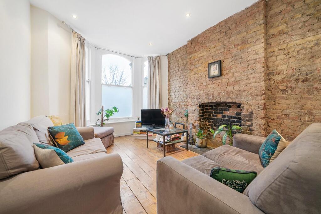 Main image of property: Hemberton Road, London