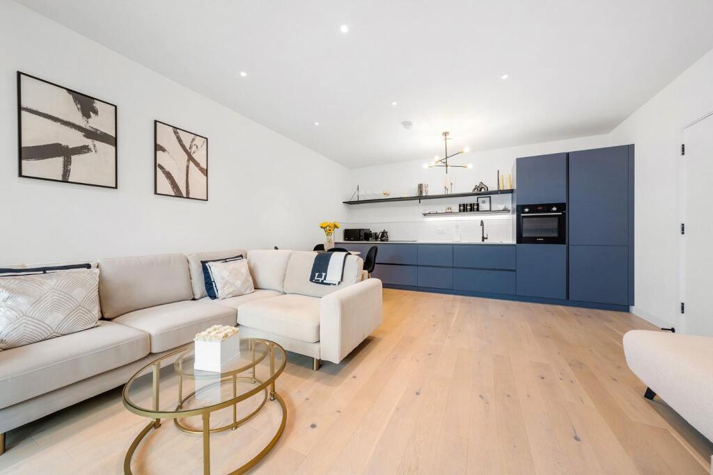 Main image of property: Balham High Road, SW17