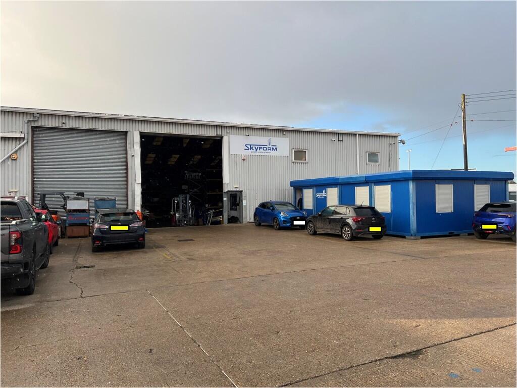 Main image of property: Unit 1 Denton Wharf, Mark Lane, Gravesend, Kent, DA12 2QB