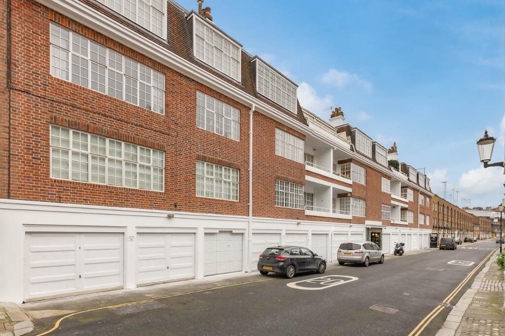 Main image of property: Chesham Street, London, SW1X