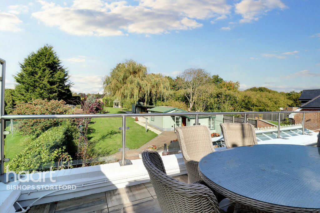 Additional property image - Redricks Lane, Sawbridgeworth