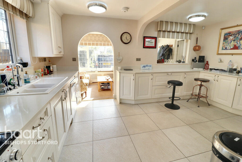 Additional property image - Redricks Lane, Sawbridgeworth