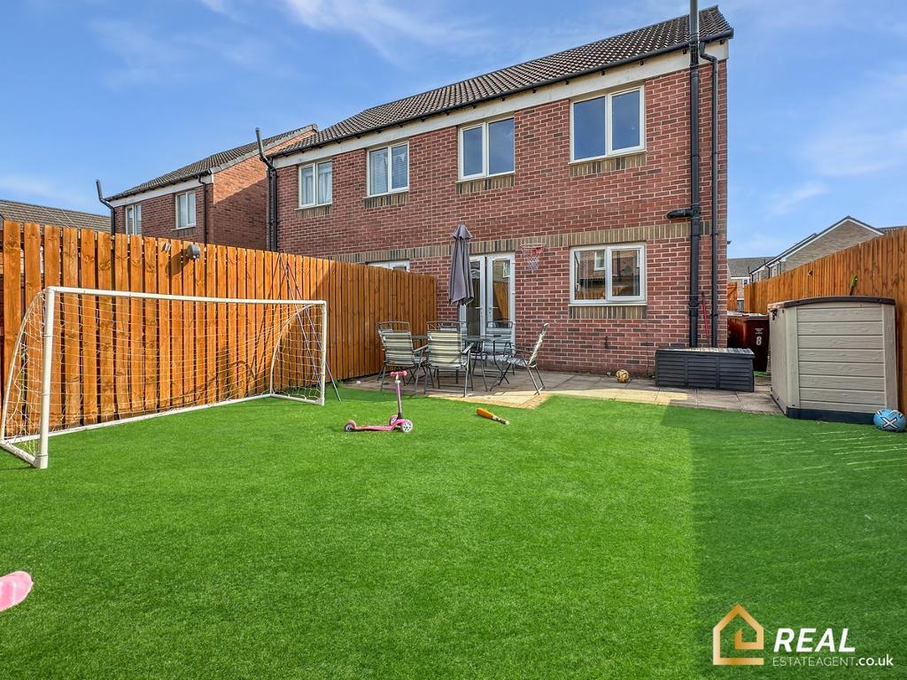 Main image of property: RHINDS PLACE, Glasgow, G69 7NE