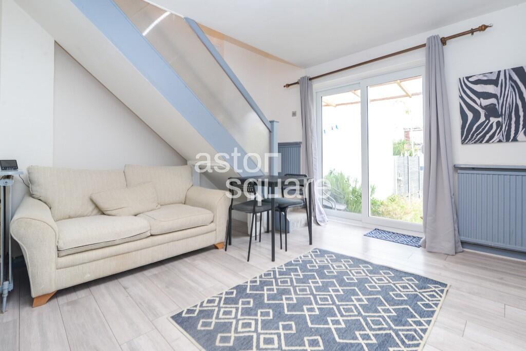 Main image of property: Holders Hill Drive, London, NW4