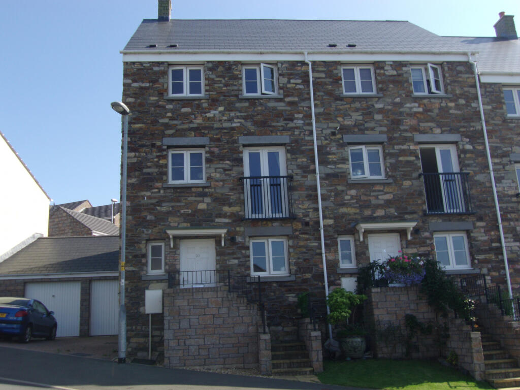 Main image of property: Okehampton, EX20 1DE