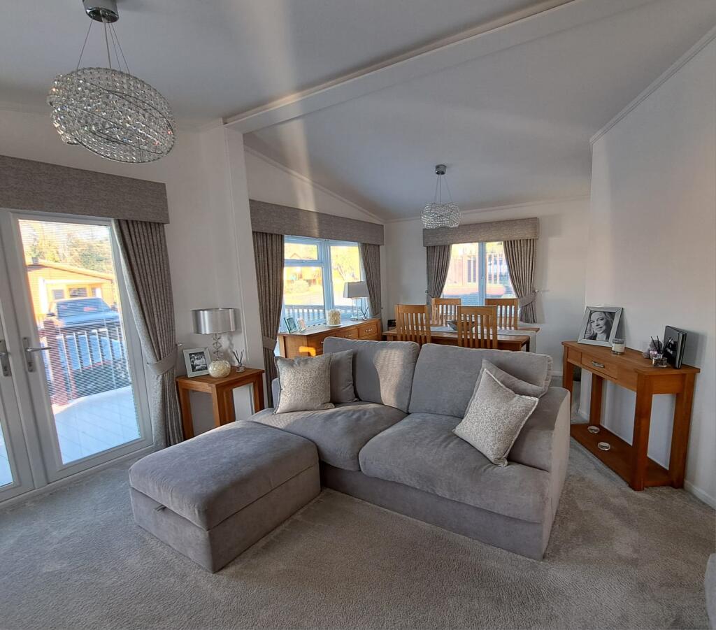 Additional property image - Tingdene Country Lodge , WHITFORD CH8 9ER