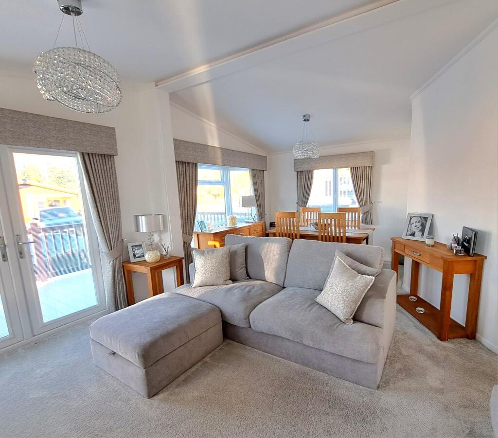 Additional property image - Tingdene Country Lodge , WHITFORD CH8 9ER