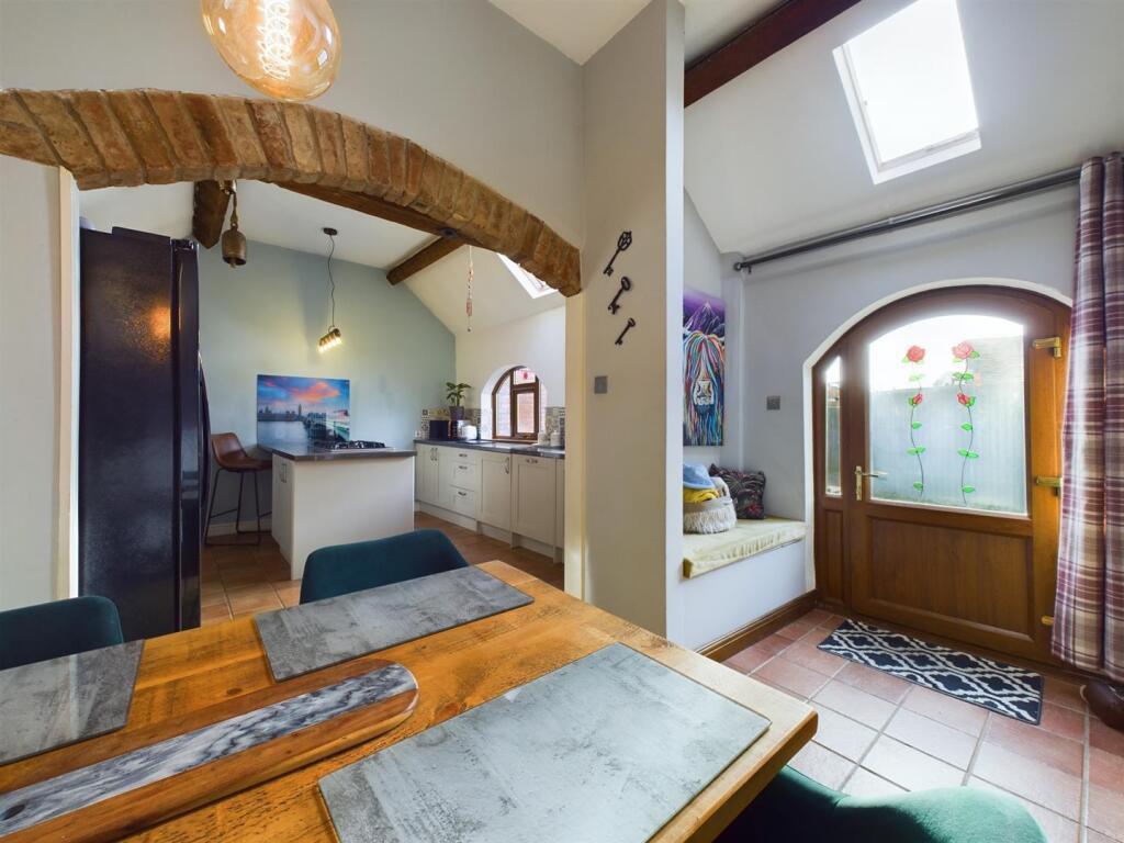 Additional property image - Bakeacre Lane, Findern, Derby