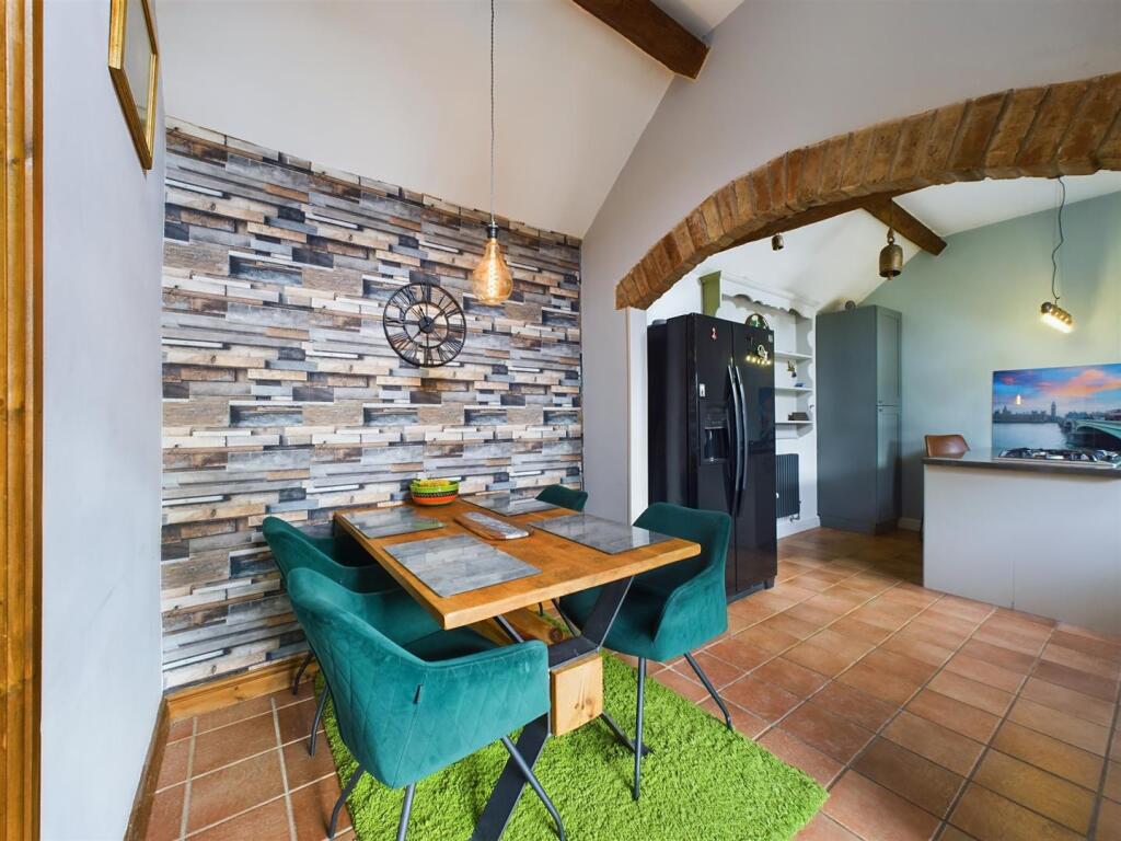 Additional property image - Bakeacre Lane, Findern, Derby