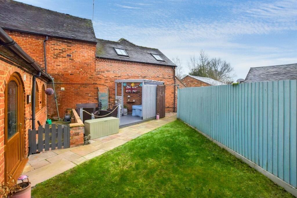 Additional property image - Bakeacre Lane, Findern, Derby