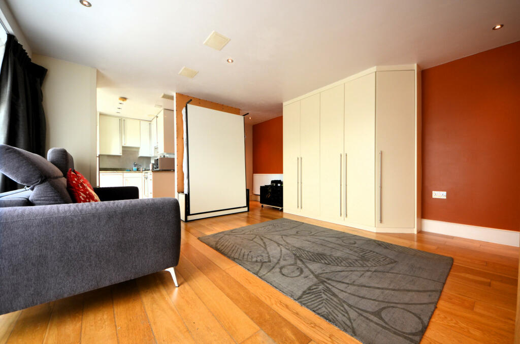 Main image of property: Caledonian Road, Islington, N7