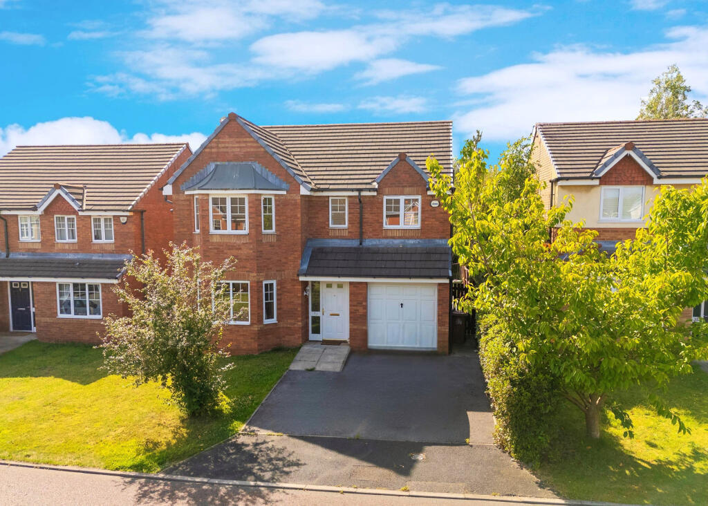 Main image of property: Luntswood Grove, Newton Le Willows