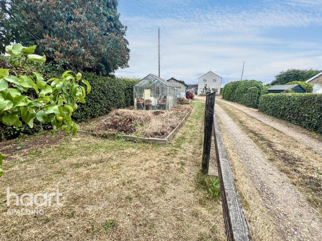 Main image of property: Pipwell Gate, Saracens Head