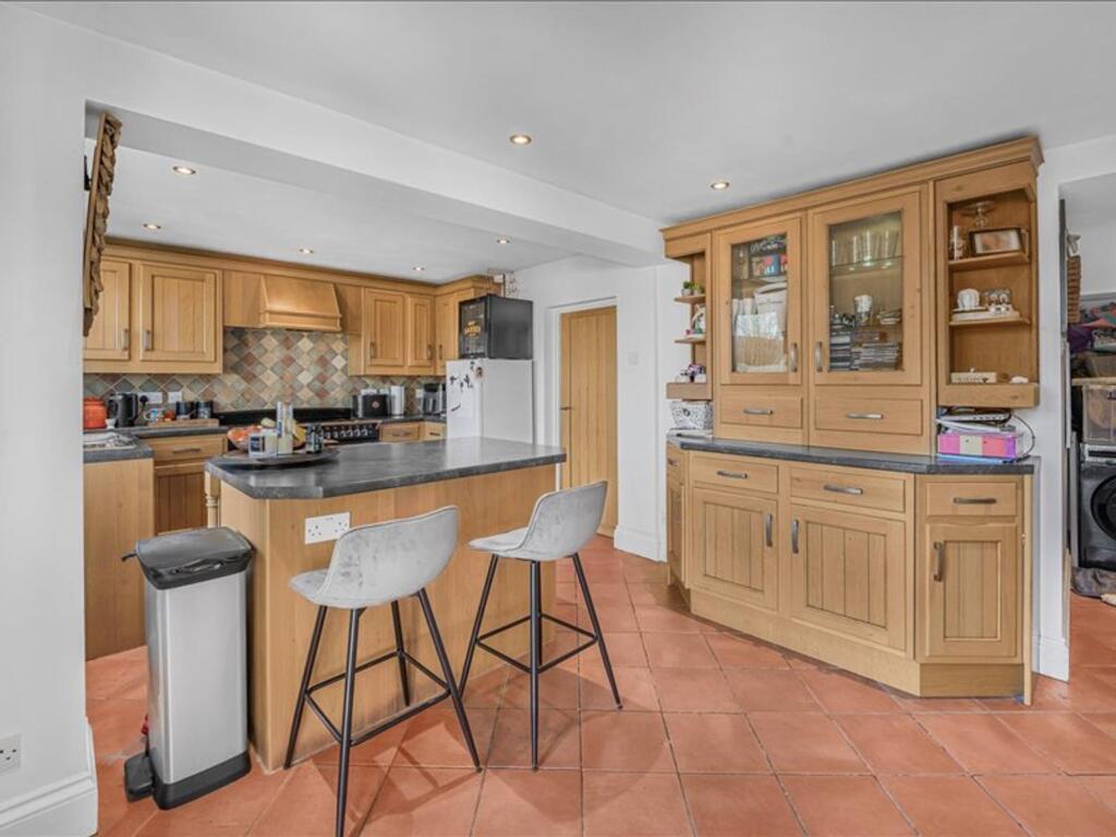 Additional property image - Bath Road, Longwell Green, BS30