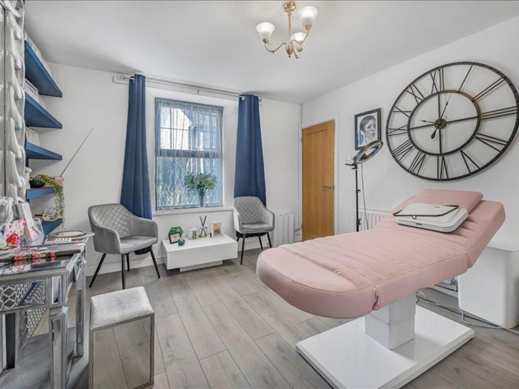Additional property image - Bath Road, Longwell Green, BS30