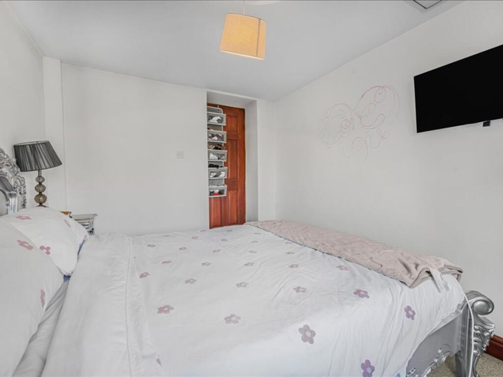 Additional property image - Bath Road, Longwell Green, BS30
