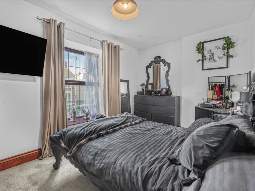 Additional property image - Bath Road, Longwell Green, BS30