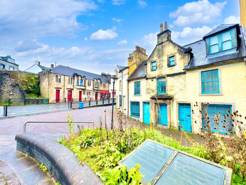 Main image of property: 24, The Cross, Beith