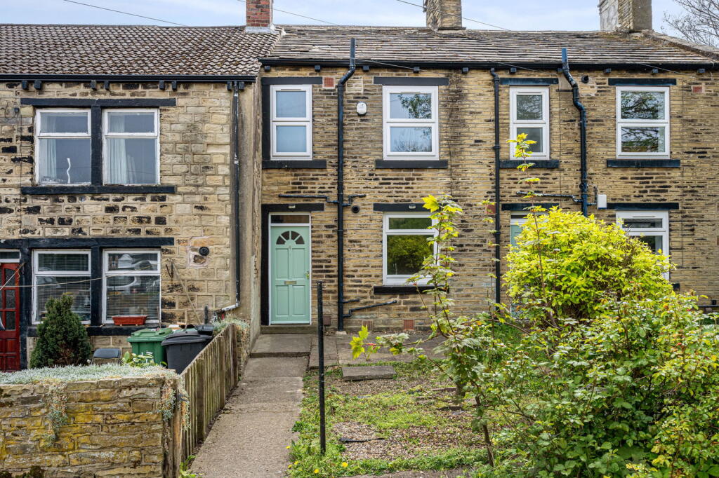 Main image of property: Hammerton Grove, Pudsey, LS28