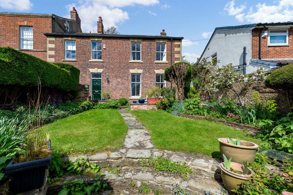 Main image of property: Lower Lane, Gomersal, BD19