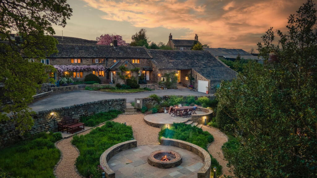 Main image of property: Knapley-Ing Farm, Otley Road, High Eldwick, Bingley, BD16