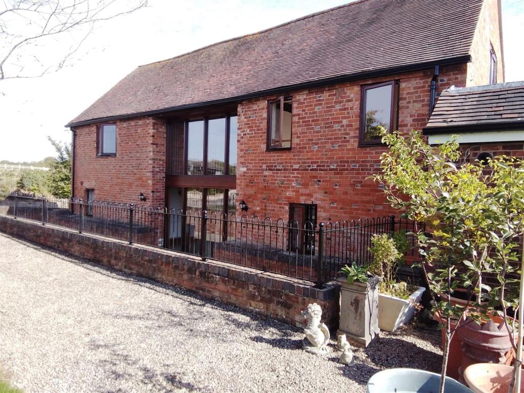 Main image of property: Priory Farm Lane, Inkberrow WR7 4HU