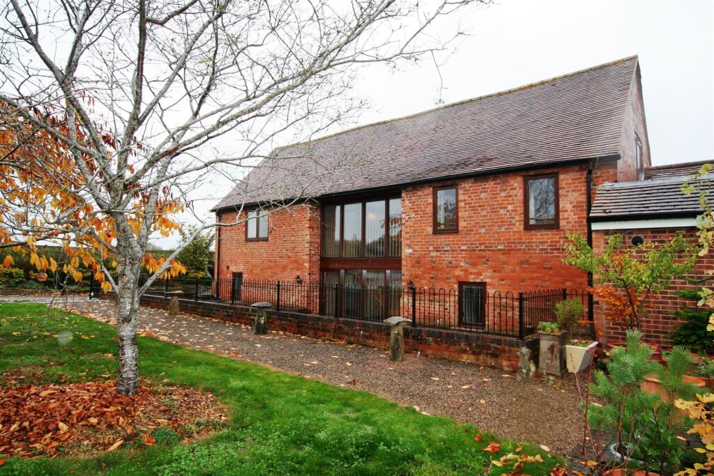 Main image of property: Priory Farm Lane, Inkberrow WR7 4HU