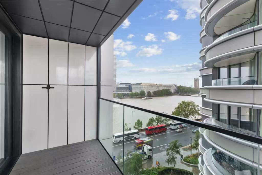 Main image of property: The Dumont, 27 Albert Embankment, London, SE1