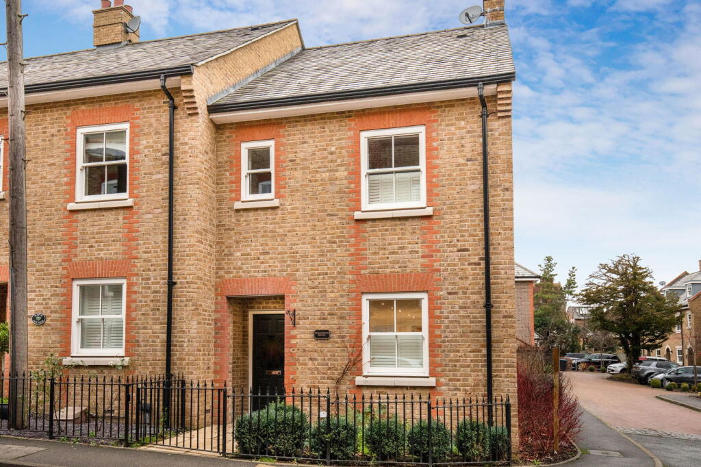 Main image of property: Manor Street, Berkhamsted, Hertfordshire HP4