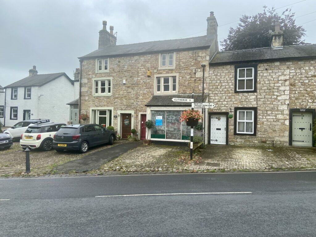 Additional property image - 83 The Square, Waddington, Clitheroe, BB7 3HZ
