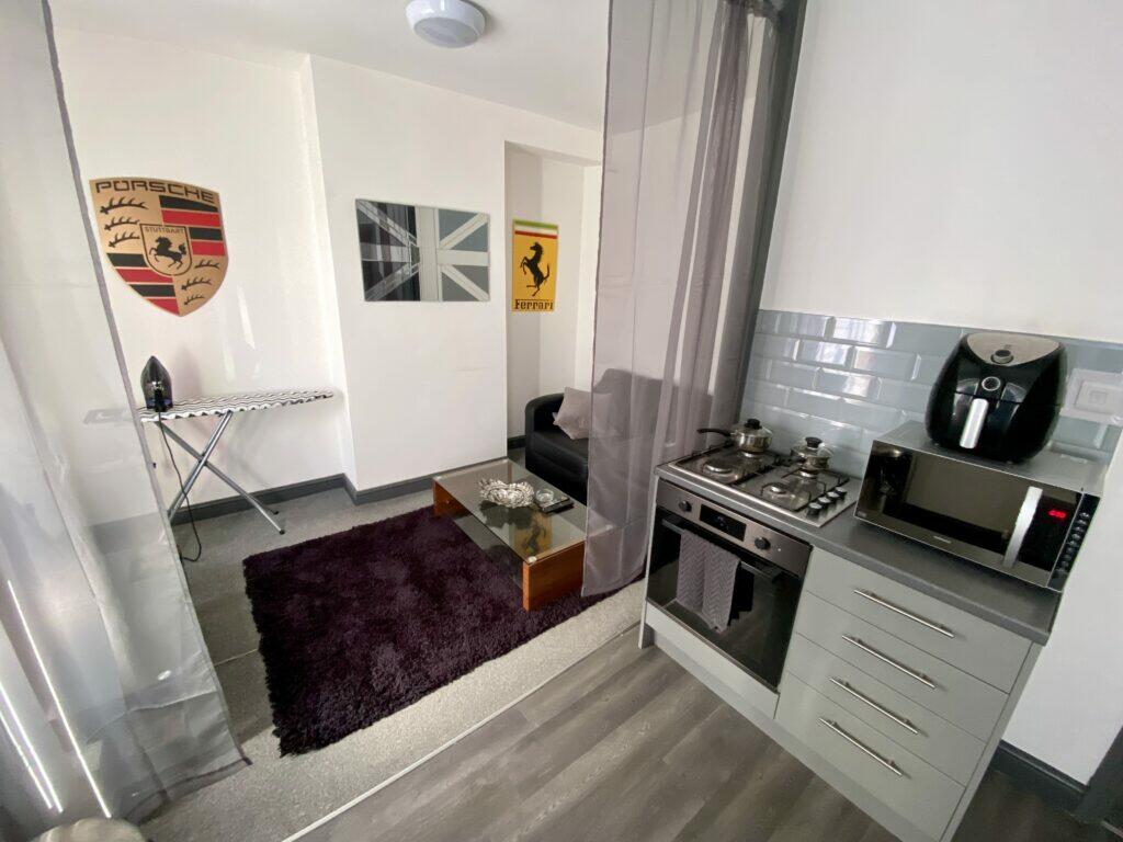 Additional property image - Fleece House, 213 Accrington Road, Burnley, BB11 5ES