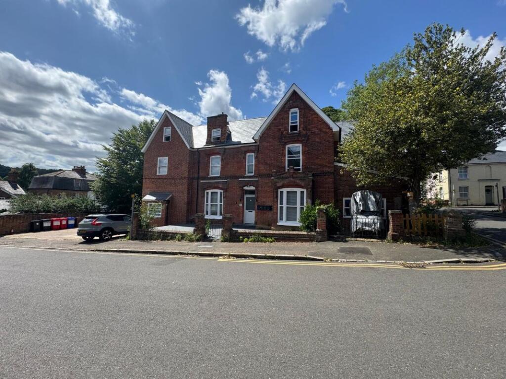 Main image of property: Stuart Lodge, Stuart Road, High Wycombe, Buckinghamshire, HP13 6AG