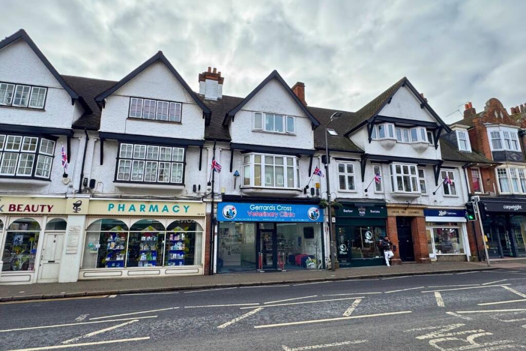 Main image of property: 56 Packhorse Road, Gerrards Cross, Buckinghamshire, SL9 8EF