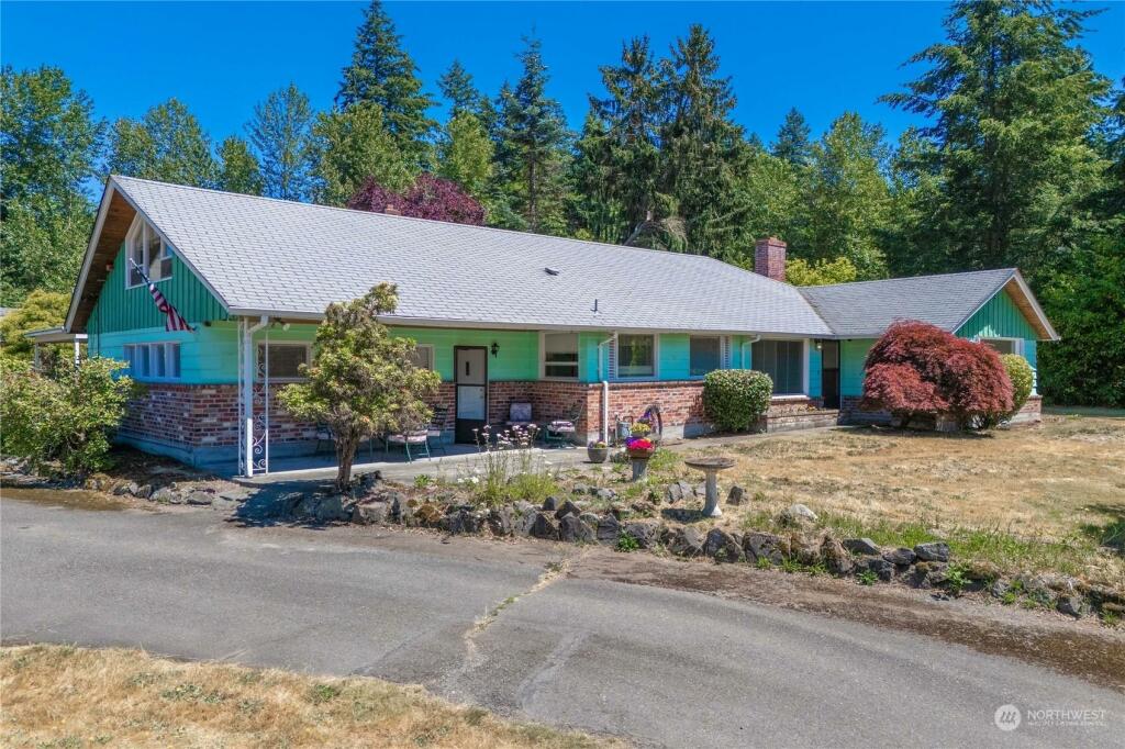 3 bedroom detached house for sale in Washington, Pierce County