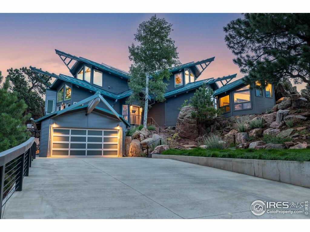 4 bedroom Detached home for sale in Colorado, Boulder County...