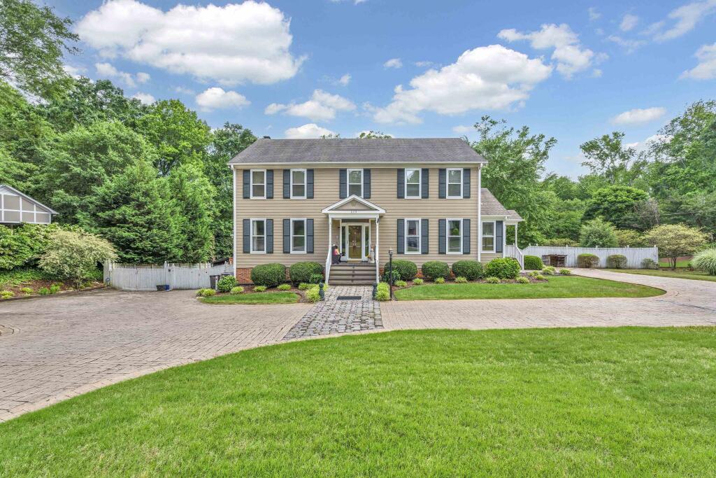Main image of property: South Carolina, Spartanburg County, Spartanburg