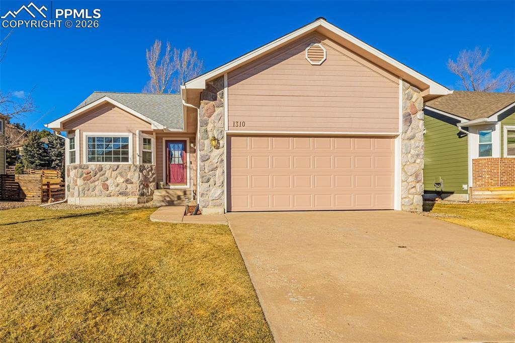 Main image of property: Colorado, El Paso County, Colorado Springs