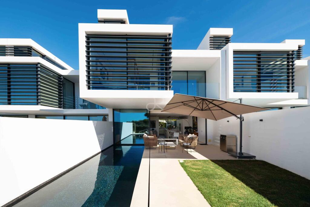 Main image of property: Algarve, Vale do Lobo