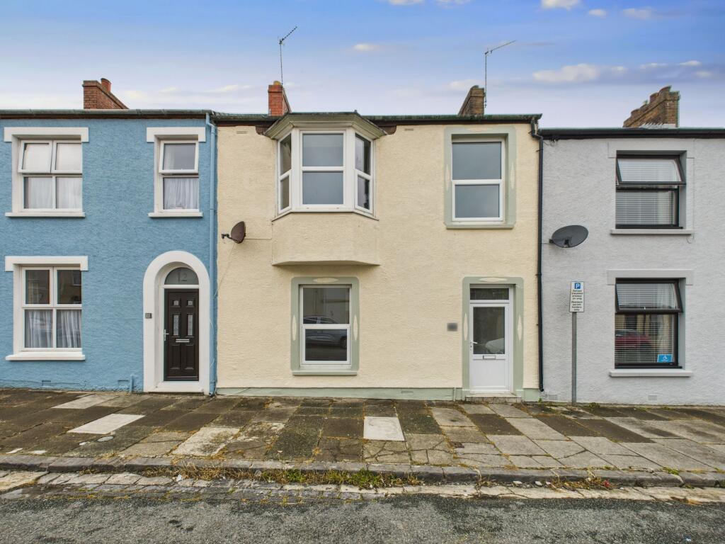 3 bedroom terraced house