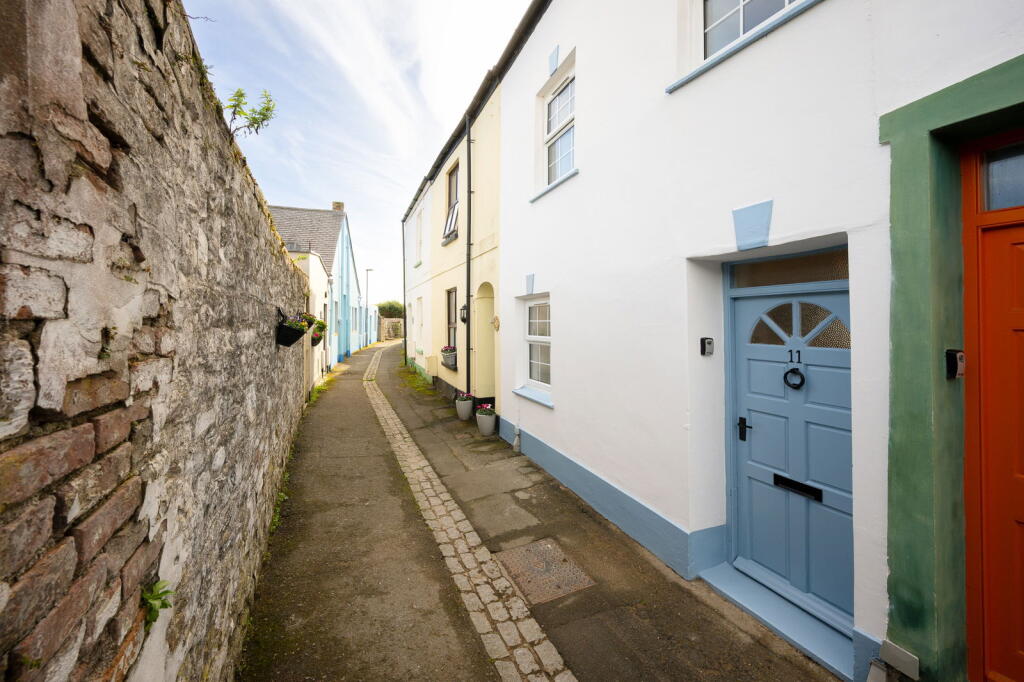 Main image of property: New Street, Appledore