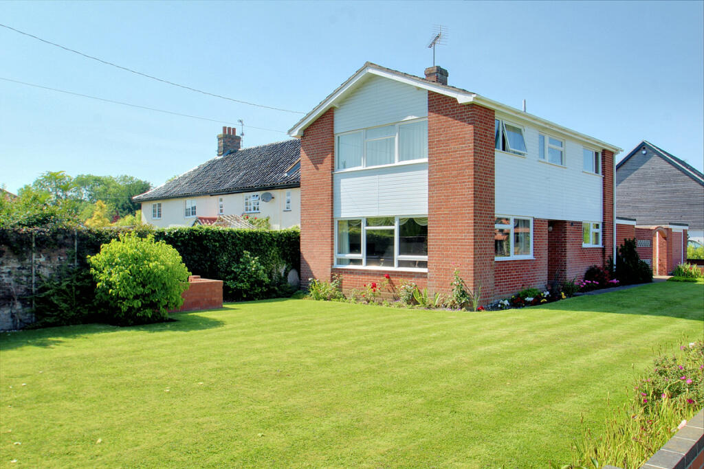 Main image of property: Church Road, Beccles, NR34 8