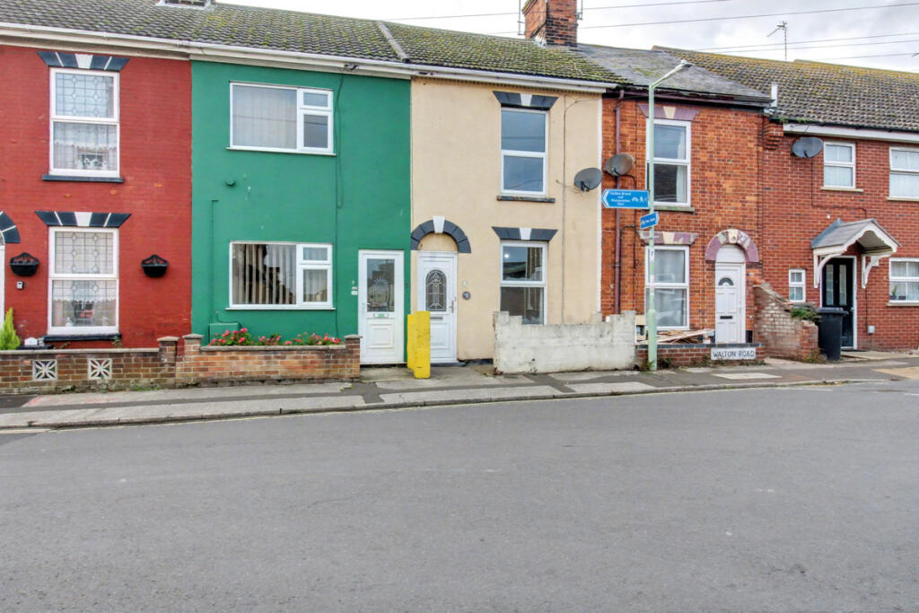 Main image of property: Walton Road, Lowestoft, NR32 2