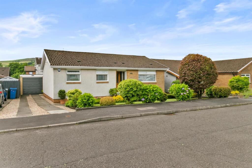 Main image of property: Glebe Gardens, Alexandria G83 9NZ