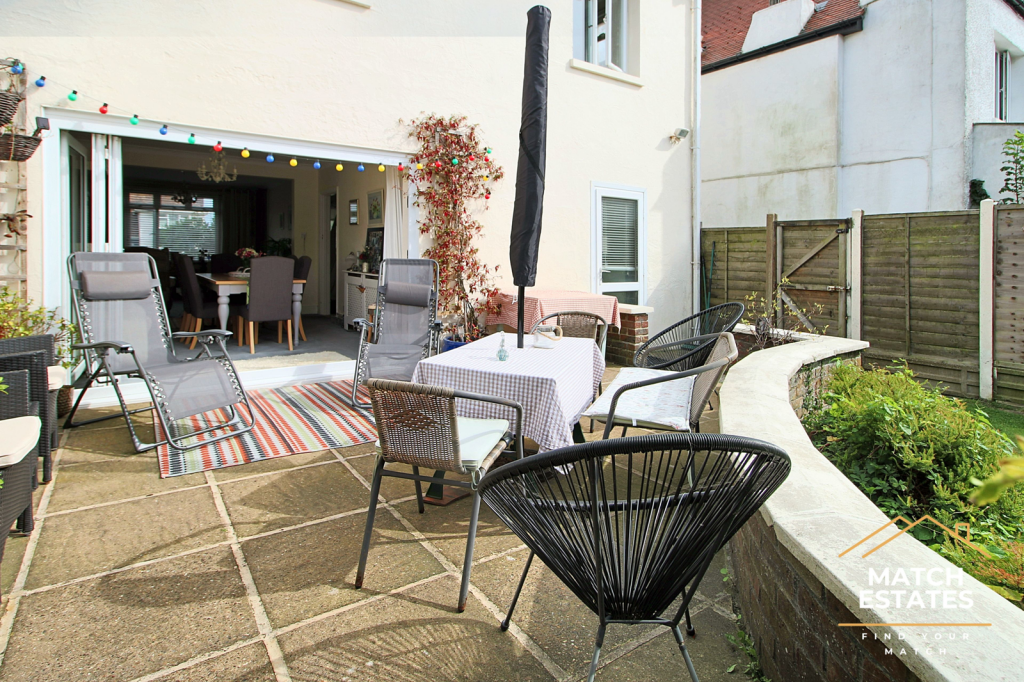 Additional property image - Dover Road, Folkestone, Kent, CT19 6NT