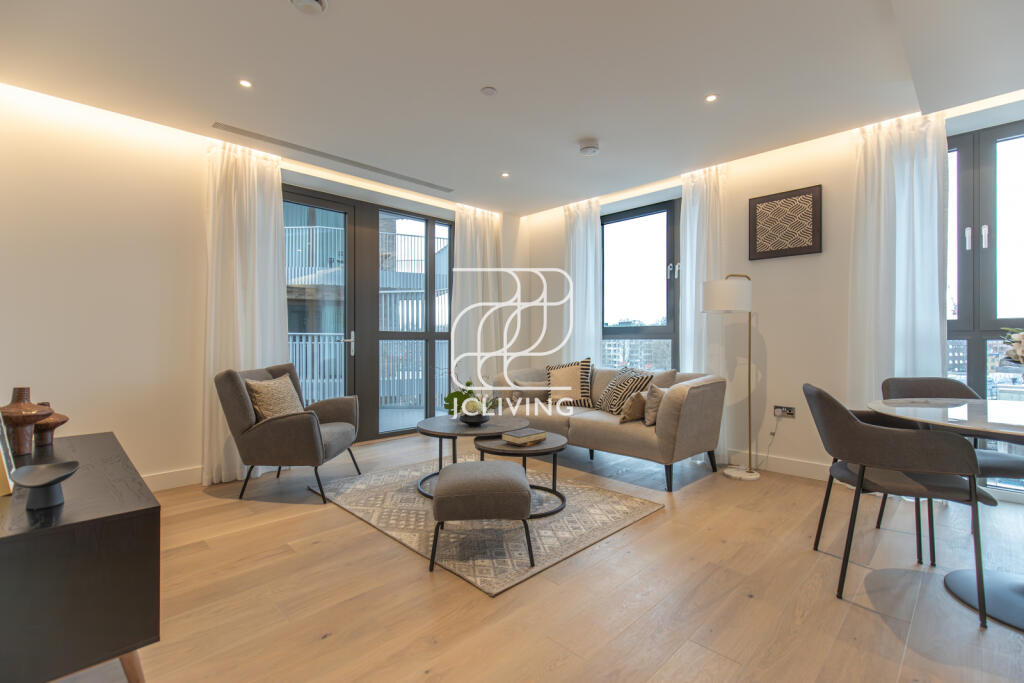 Main image of property: 4 PARAGON SQUARE LONDON, WC1